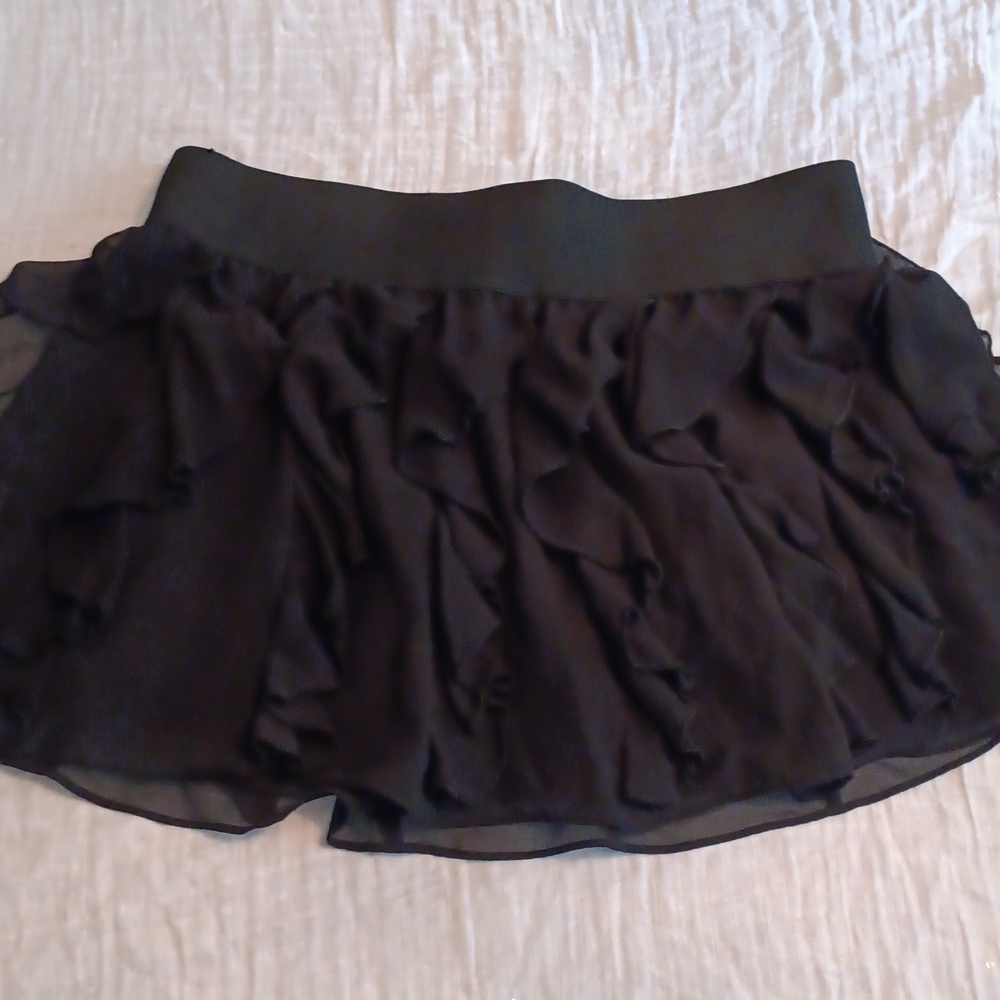 Express Design Studio Brand Ruffle Skirt Size Large Color Black